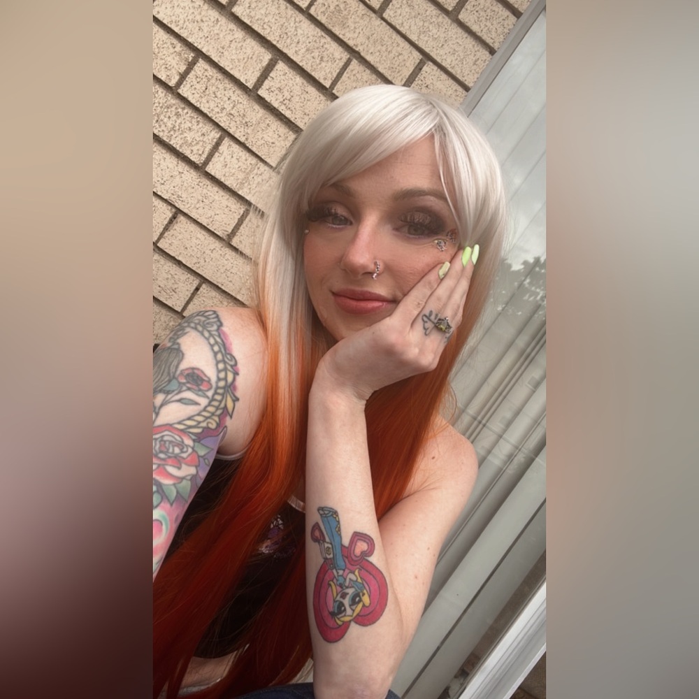 Blonde ombre orange wig - Picture 6 of 6